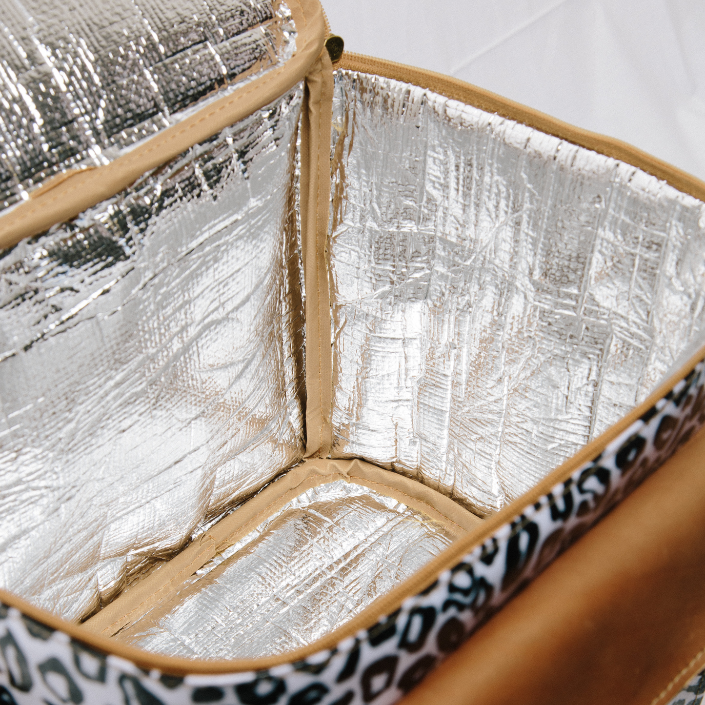 Sam Sling Cooler - Hot Daisy