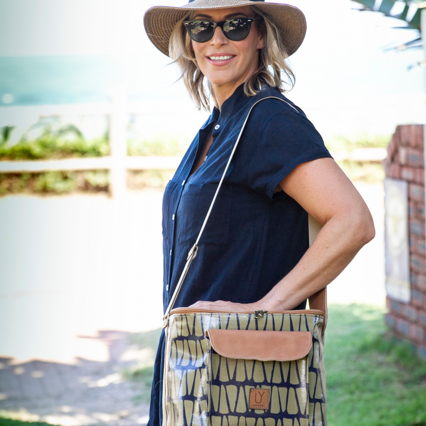 Sam Sling Cooler - Cracked Earth Khaki