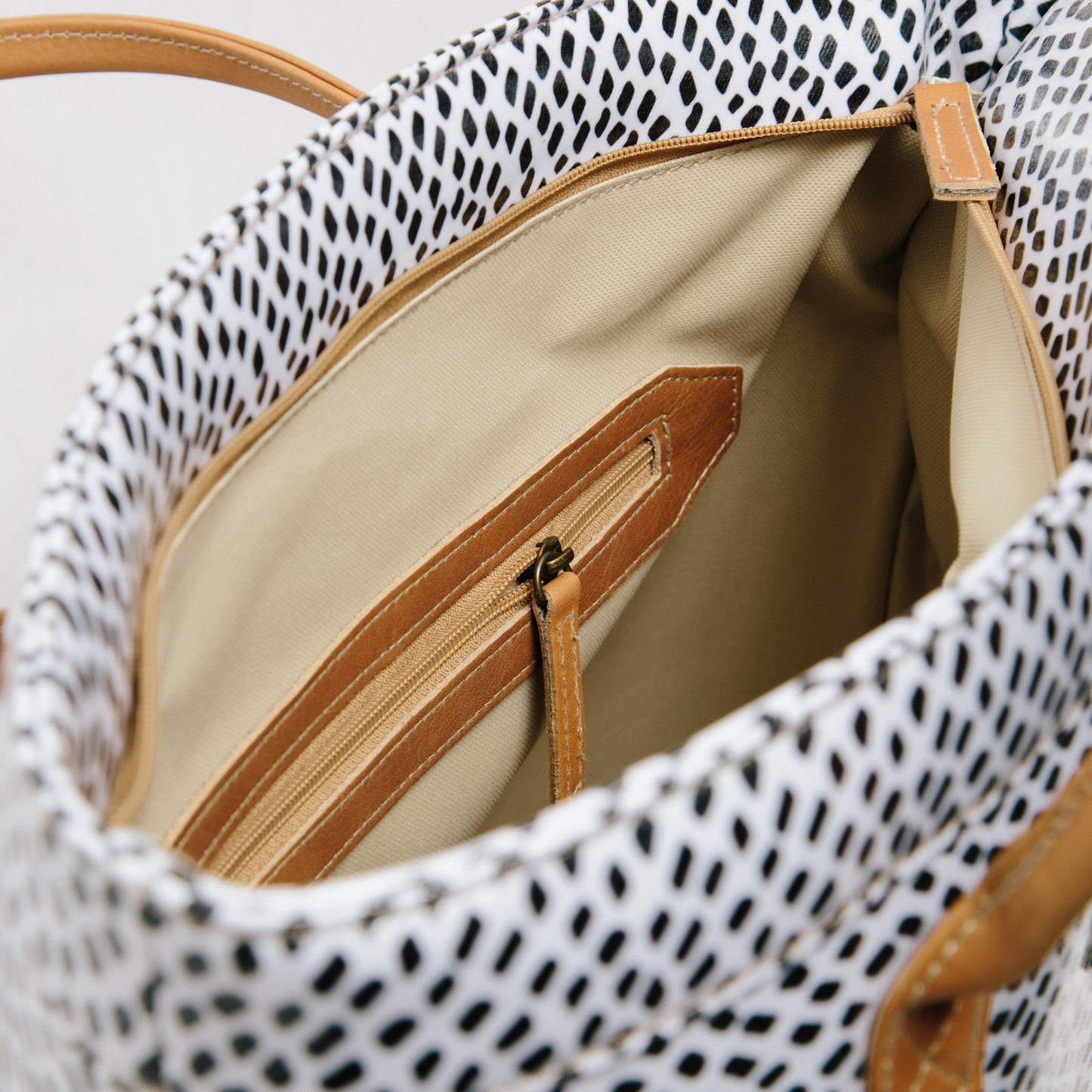 Classic Tote - African Footprint Brown